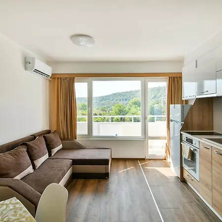 Asparuhovo 1br Free Parking Zone Apartamento Varna